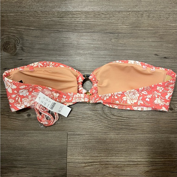 NWT J. Crew O-Ring Bandeau Bikini Top in Tossed Floral | Size Medium - Picture 5 of 8